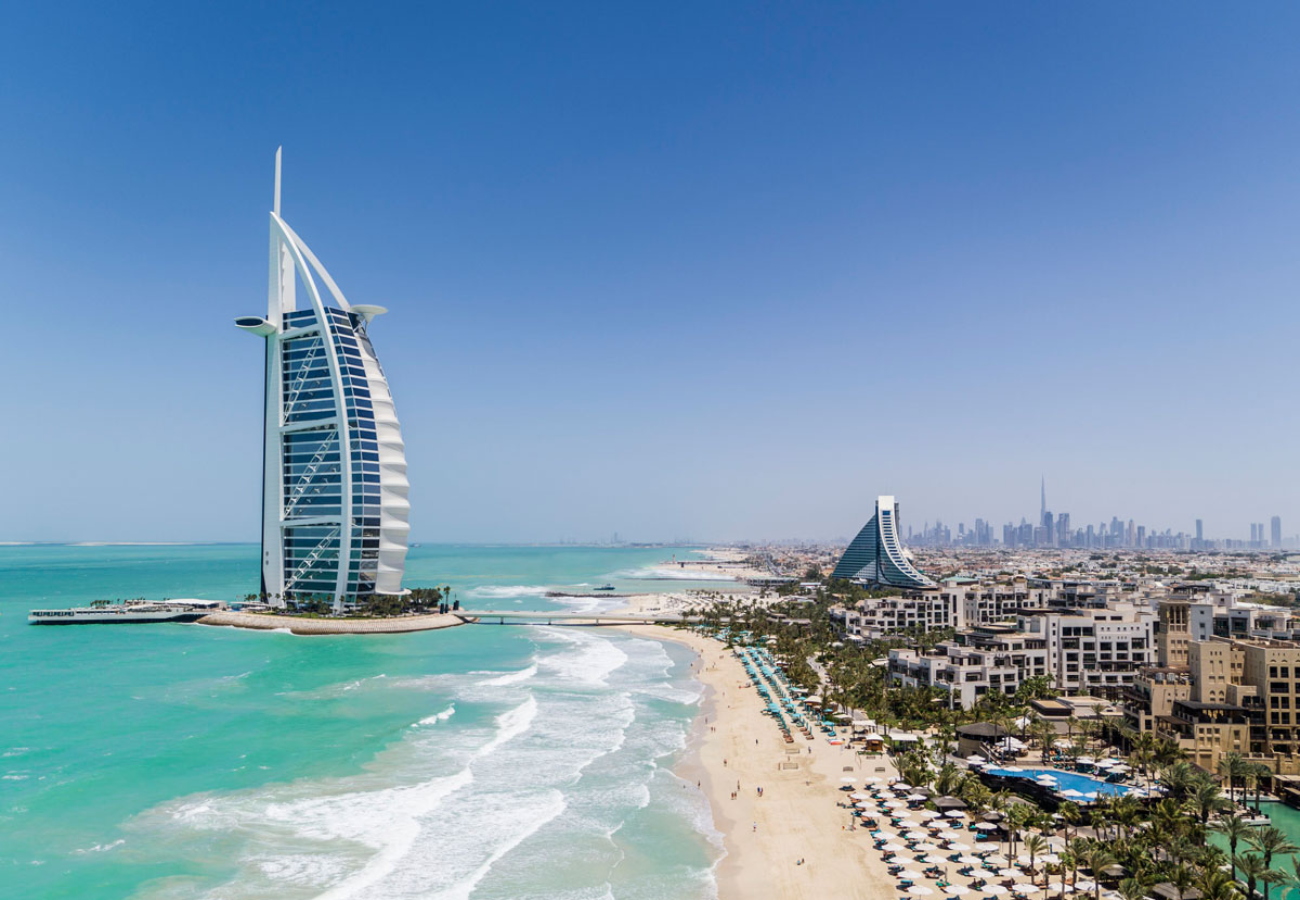 Explore the world famous beaches of Dubai